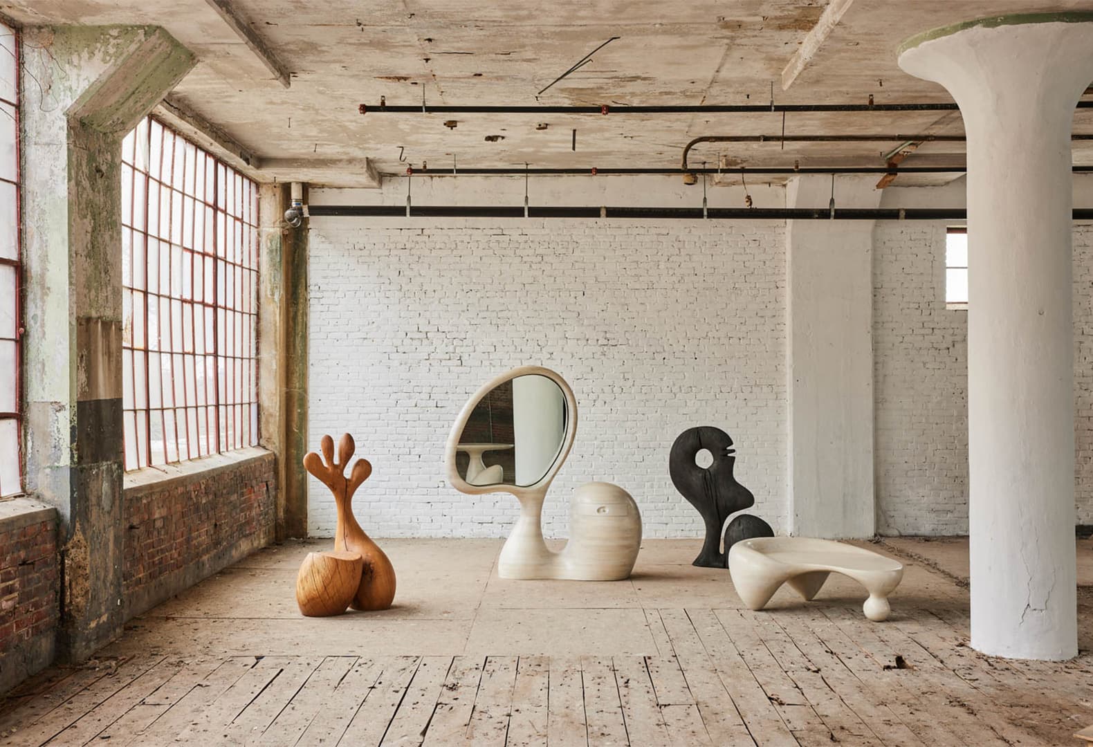 Красота природных фактур в объектах Аарона Порица