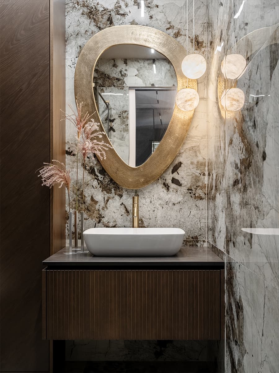 Драматичный интерьер квартиры для уединения — проект Марины Мирасовой