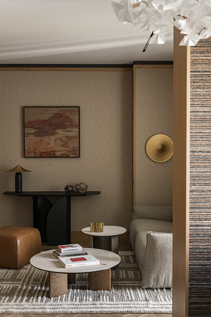 Приятные на ощупь материалы и артефакты прошлого в интерьере квартиры в Екатеринбурге — проект Ирины Чертихиной