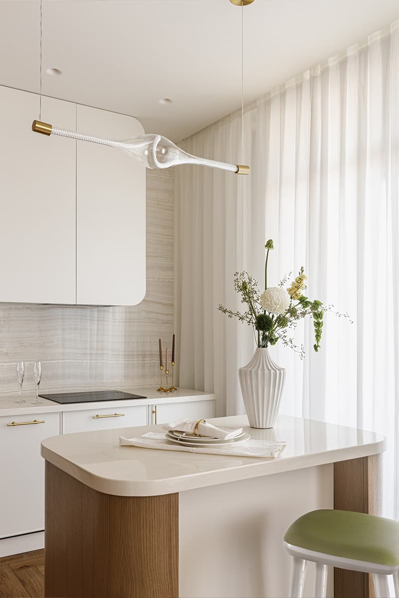 Воздушный интерьер квартиры для девушки — проект Ляззат Бисембиной