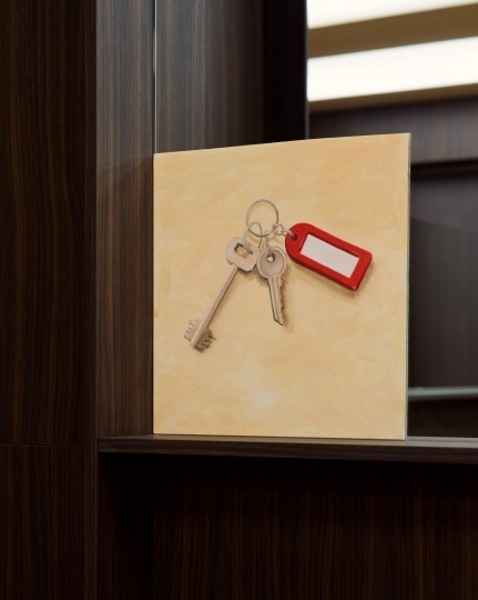 Студия Formafantasma разработала сценографию для показа Marni