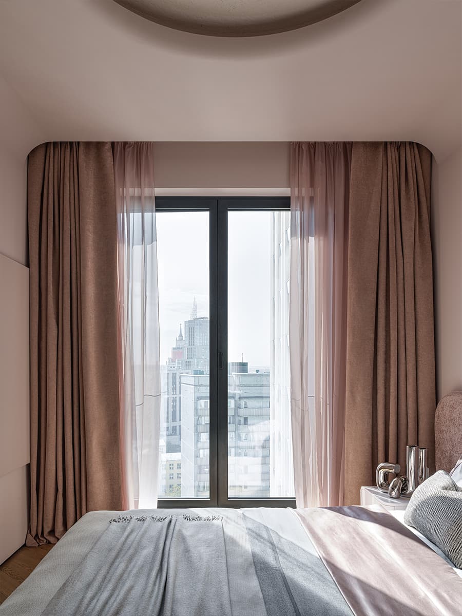 Мягкие тона и гибкие формы в интерьере для студентки — проект Kovalchuk Interior