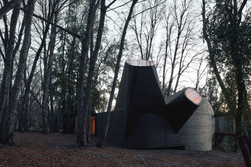 Архитектор из Чили Смильян Радич Кларк получил Притцкеровскую премию