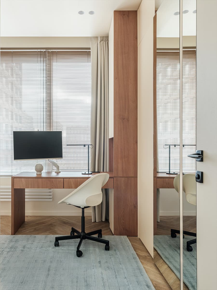 Плитка терраццо и авторские картины в интерьере для творческой семьи — проект Артема Тулупова