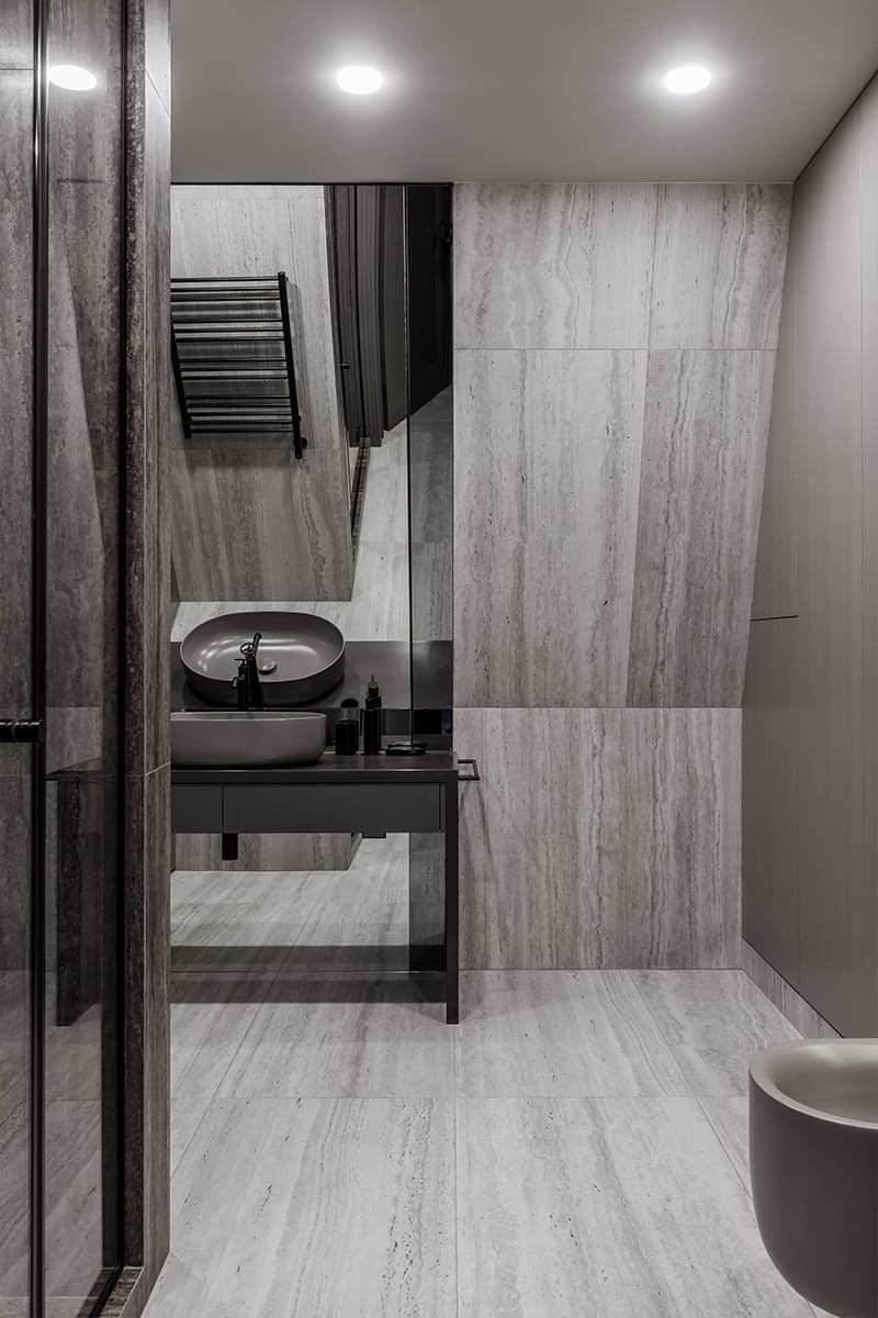 Теплые карамельные оттенки в интерьере квартиры в мансарде — проект бюро IB-design