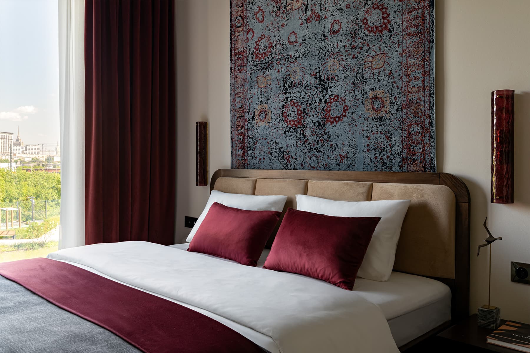 Эклектичный декор в интерьере квартиры с видом на Москва-Сити — проект Любови Вербах