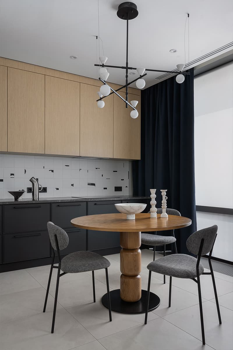 Акцентная кирпичная стена в интерьере «галерейной» квартиры — проект Дины Вафиной