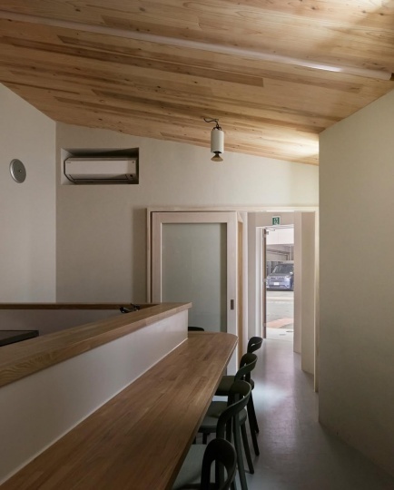 VUILD ARCHITECTS построили модульный деревянный дом для повторного использования