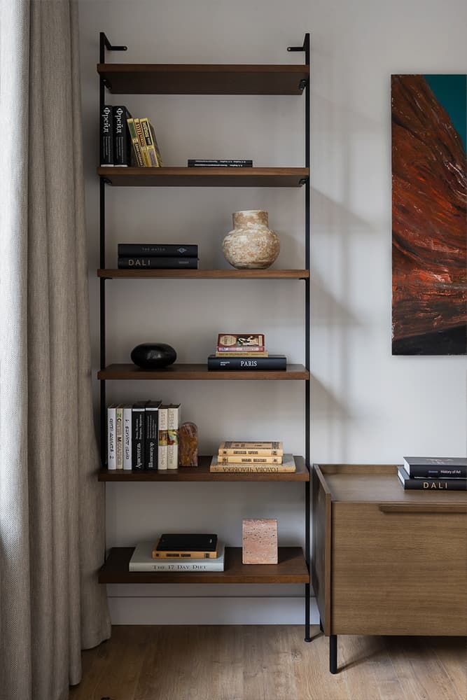 Геометрические панно и отсылки к африканскому искусству в интерьере квартиры — проект Екатерины Владимировой