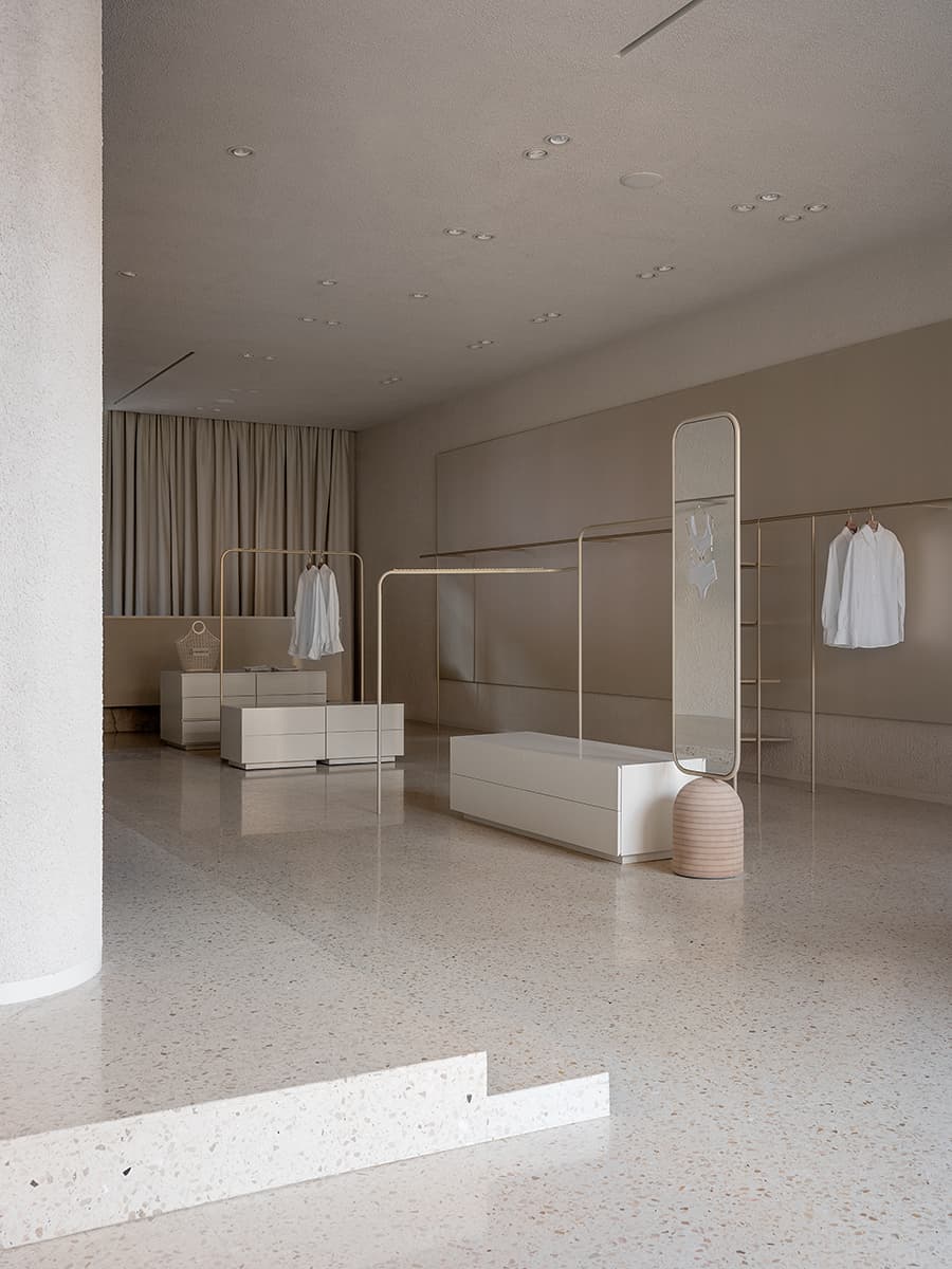 Обволакивающий интерьер флагмана бренда нижнего белья — проект бюро RMMSH