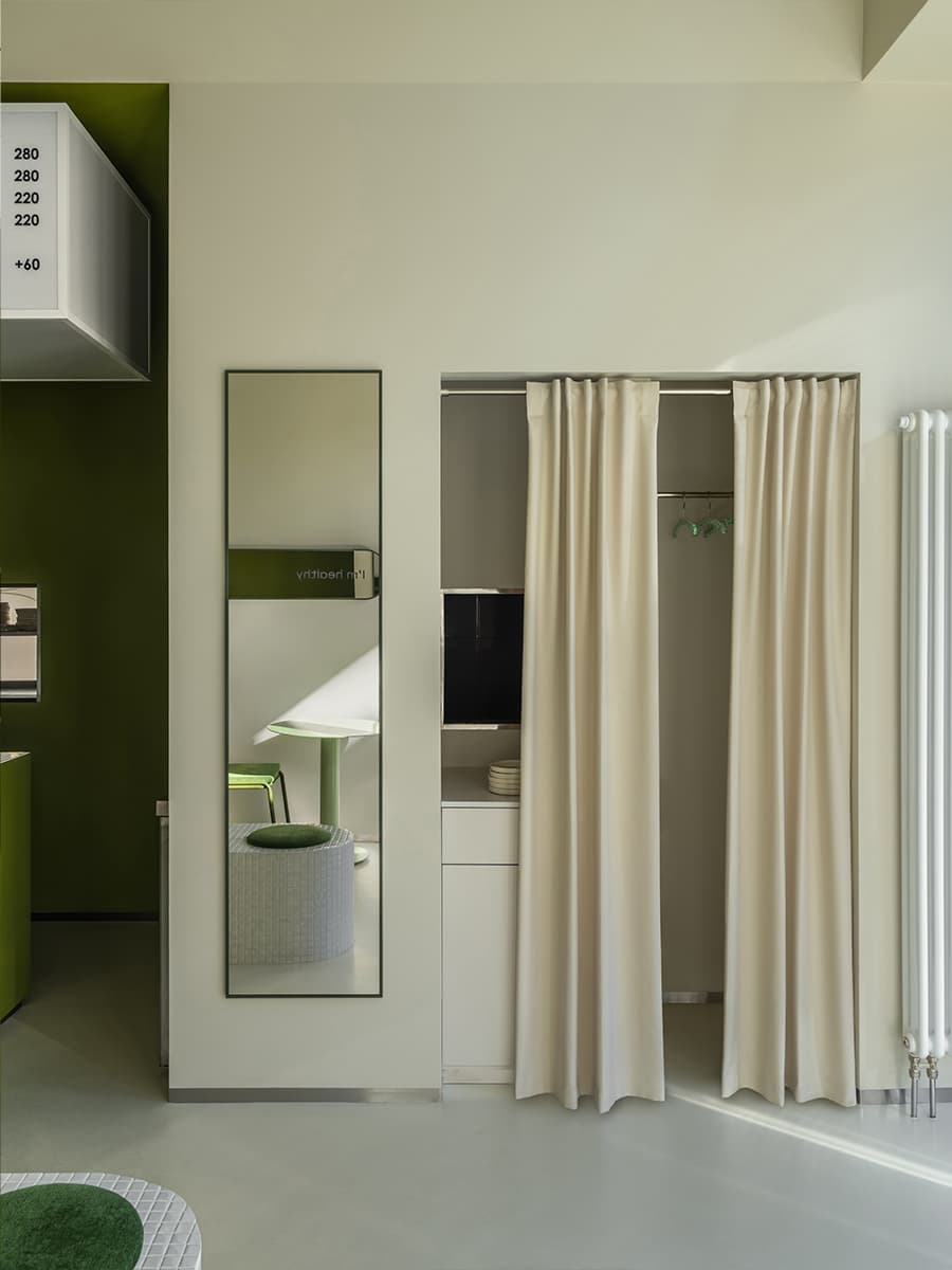 Бодрящие лаймовые тона в интерьере ресторана здорового питания — проект студии дизайна 1820