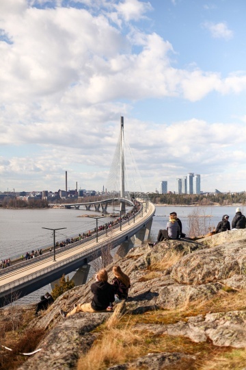 В Хельсинки построили самый длинный мост в Финляндии