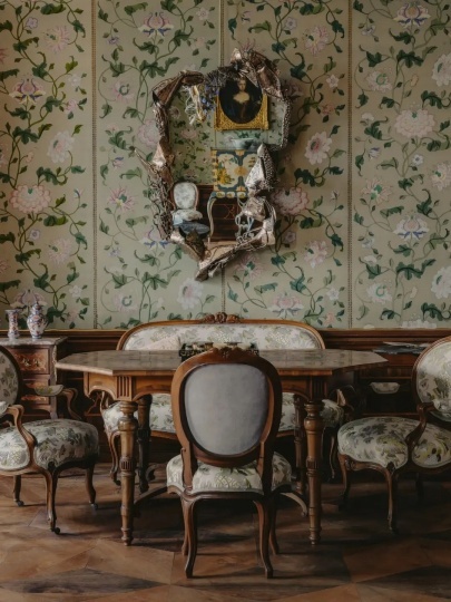 Schloss Hollenegg for Design проводит выставку, посвященную металлу