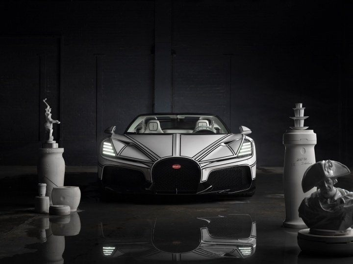 Bugatti выпустил спорткар, вдохновленный вазой Энцо Мари