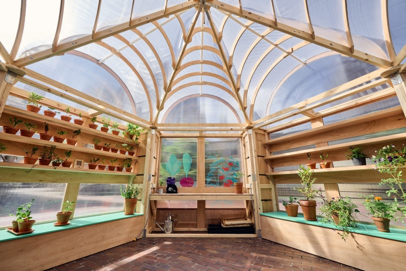 Studio Folk Architects и Raskl построили общественную теплицу в Лондоне