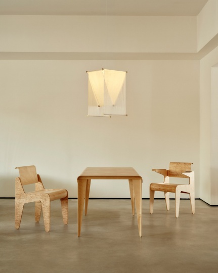 Béton Brut и Isokon переосмыслили мебель Марселя Брейера