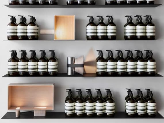 Дизайнеры MSDS Studio сделали коллекцию ламп для магазина косметики Aesop
