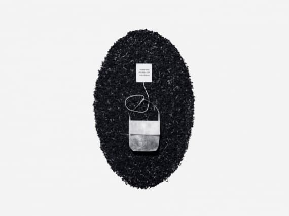 Компания Hälssen & Lyon сделала чайные пакетики в виде сумок