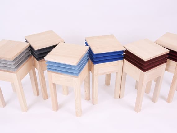 Португальский дизайнер представляет стул-концертину