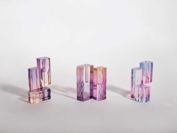 Дизайнер сделал вазы, вдохновленные закатом