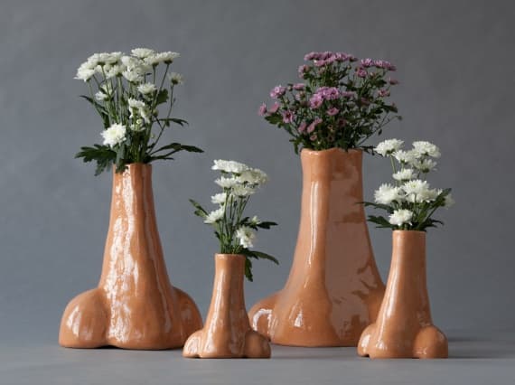 Немецкие дизайнеры сделали вазы и чаши, воспевающие недостатки