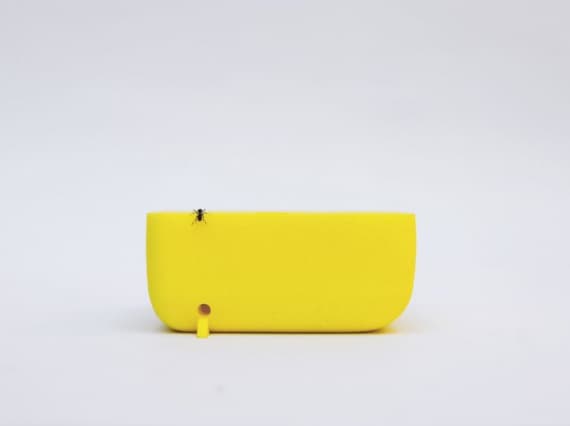 Анджело Ренна создает дома для насекомых