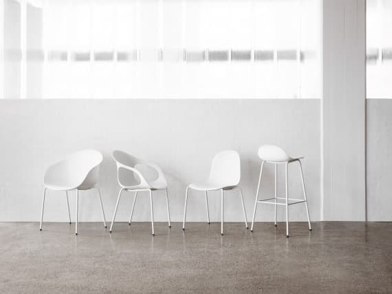 PearsonLloyd создали стулья из минимума материалов