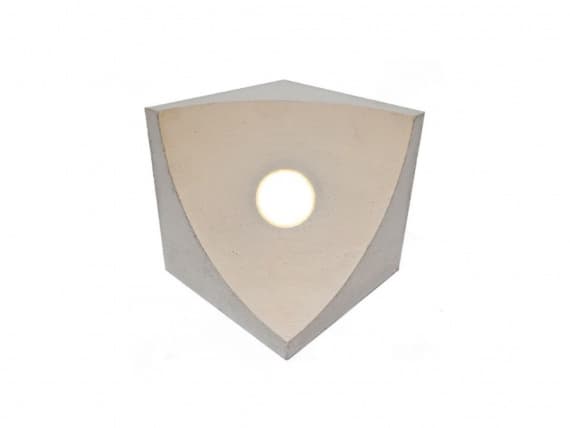 Александра Пикунова представила новый светильник из бетона