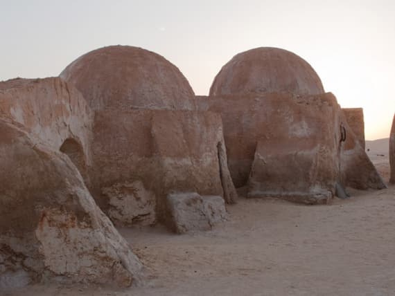 Канье Уэст построил социальное жилье в виде сооружений из «Звездных войн»