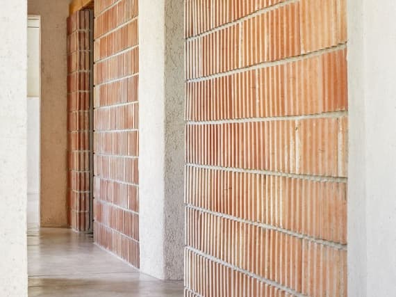 Aulets Arquitectes восстановили здание на Майорке