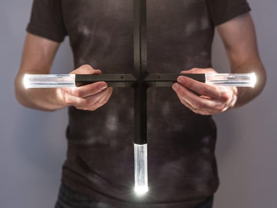 Дизайнеры Lake + Wells представили светящийся Jax Screen