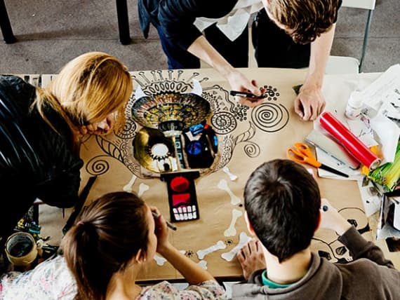 «Британка» запускает курсы по ювелирному и текстильному дизайну