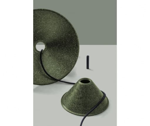 Итальянские дизайнеры сделали лампы из конопли, табака и вина