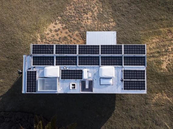 Дом на колесах с интерьером люксовых апартаментов от Living Vehicle