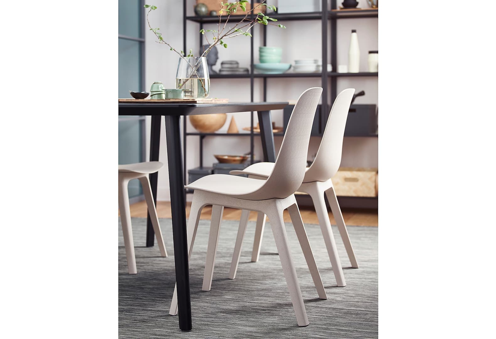 Самый доступный устойчивый стул от IKEA