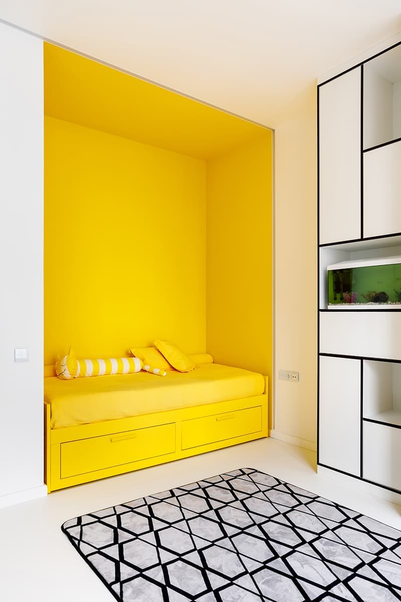 Оммаж Мондриану в московской квартире — проект Рустэма Уразметова