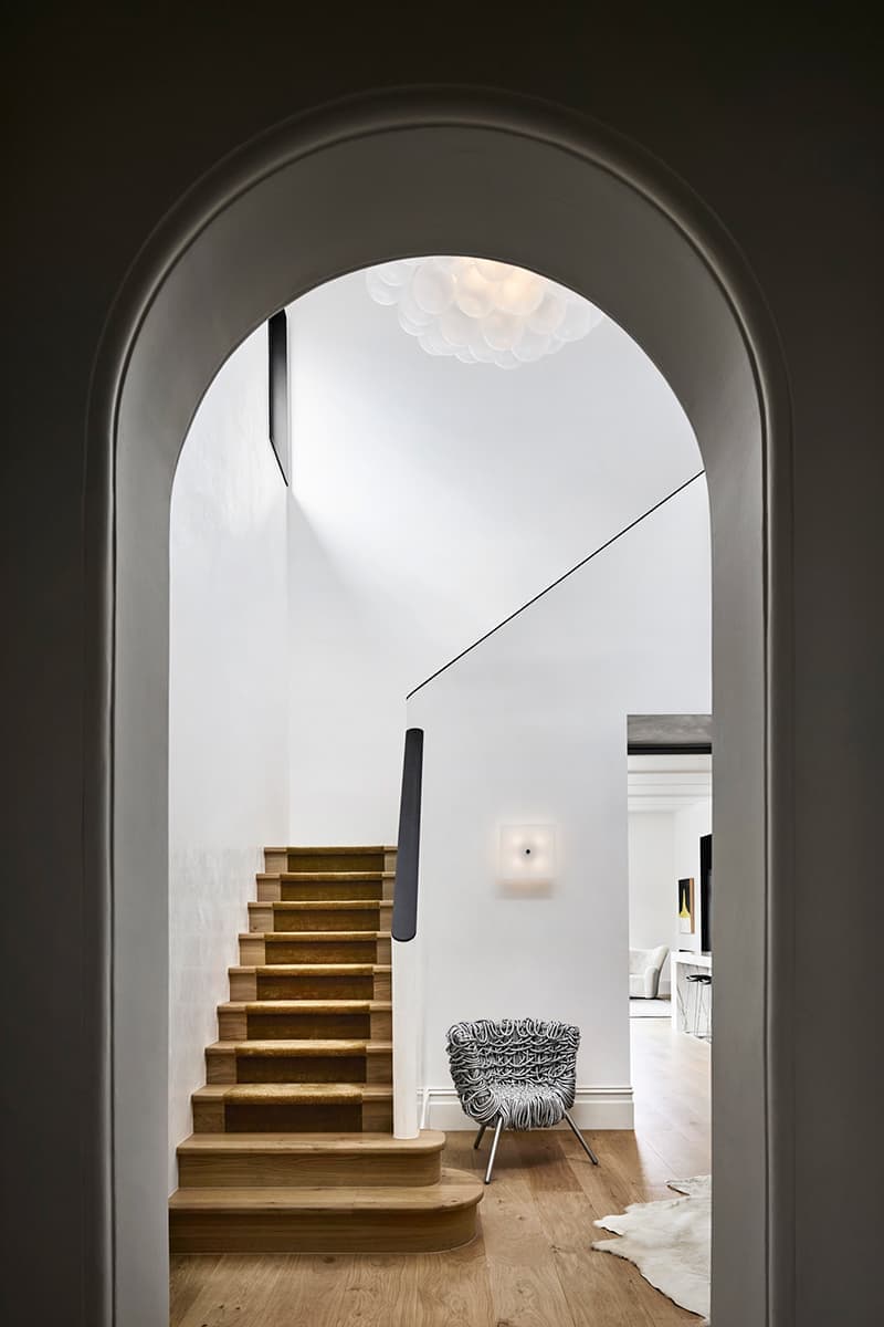 Интерьер дома с 5 спальнями — проект Flack Studio