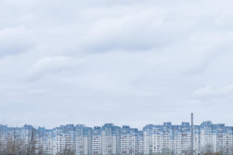 SAMPLE х HSE: онлайн-аукцион работ студентов Школы дизайна НИУ ВШЭ