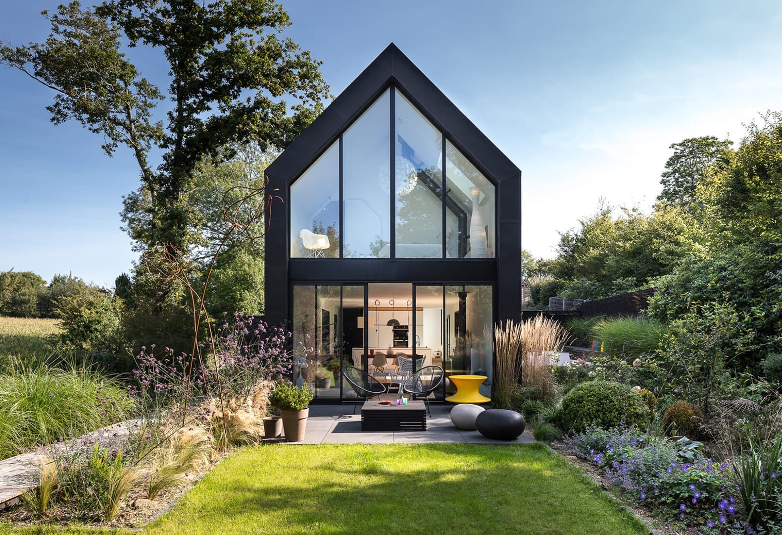 Барнхаус пригородный. Проект от французской студии Trace et Associés