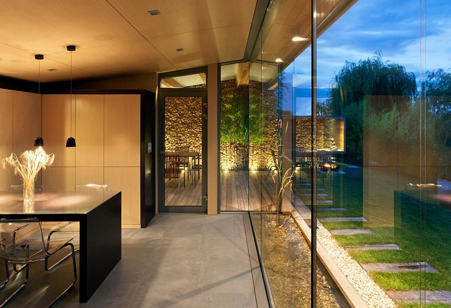 Барнхаус-дача. Проект от болгарских архитекторов из Tóth Project Architect Office