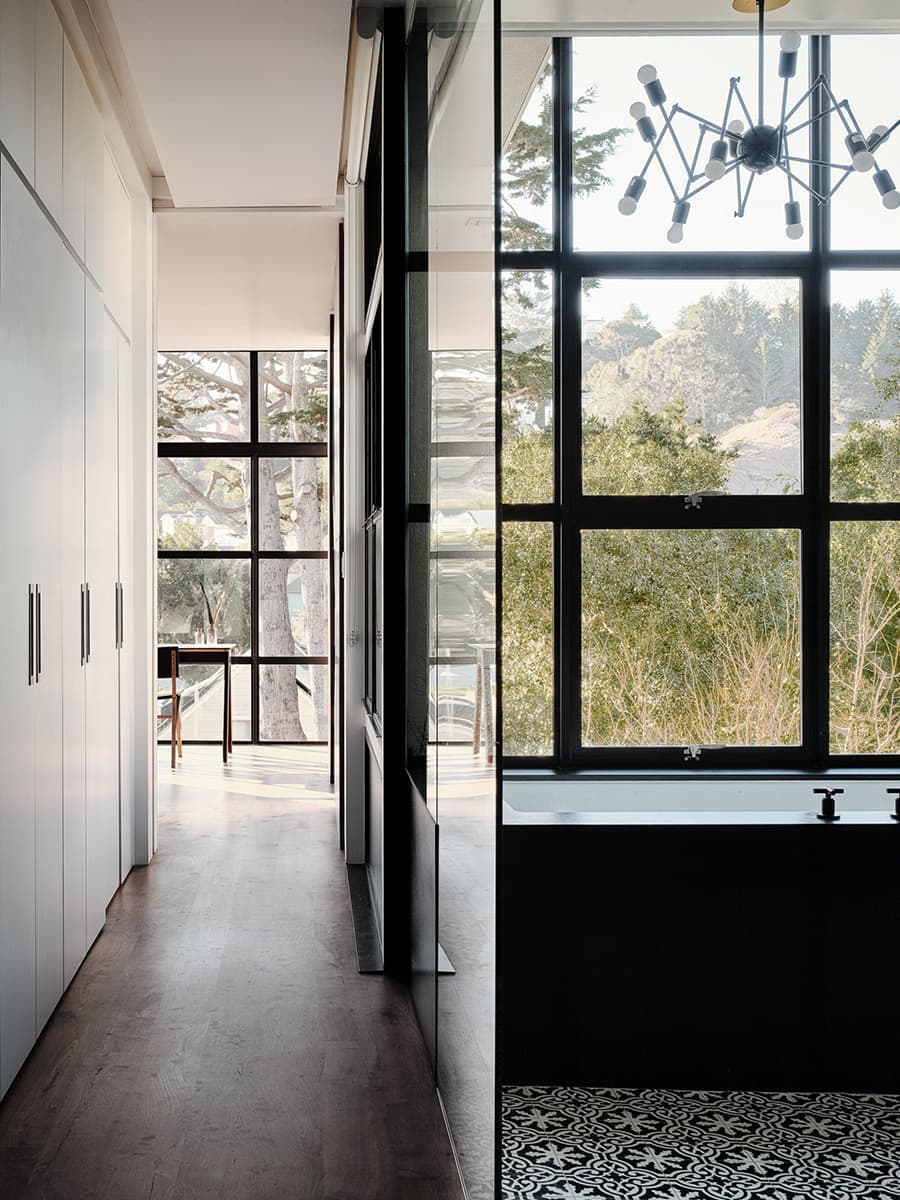 Двуликий особняк в Сан-Франциско: классика и модернизм — проект Siol Studios и Levy Art and Architecture