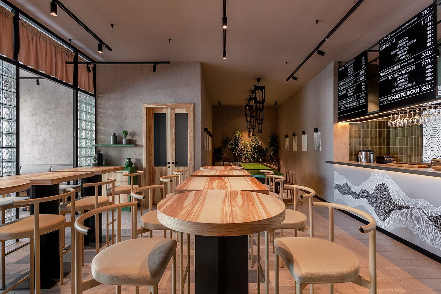 Новый черный в грузинском бистро SHAVI Bistro