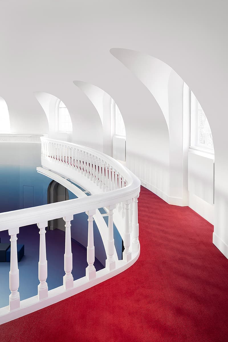 Красочная реконструкция здания Феликса Меритиса в Амстердаме - проект студии i29