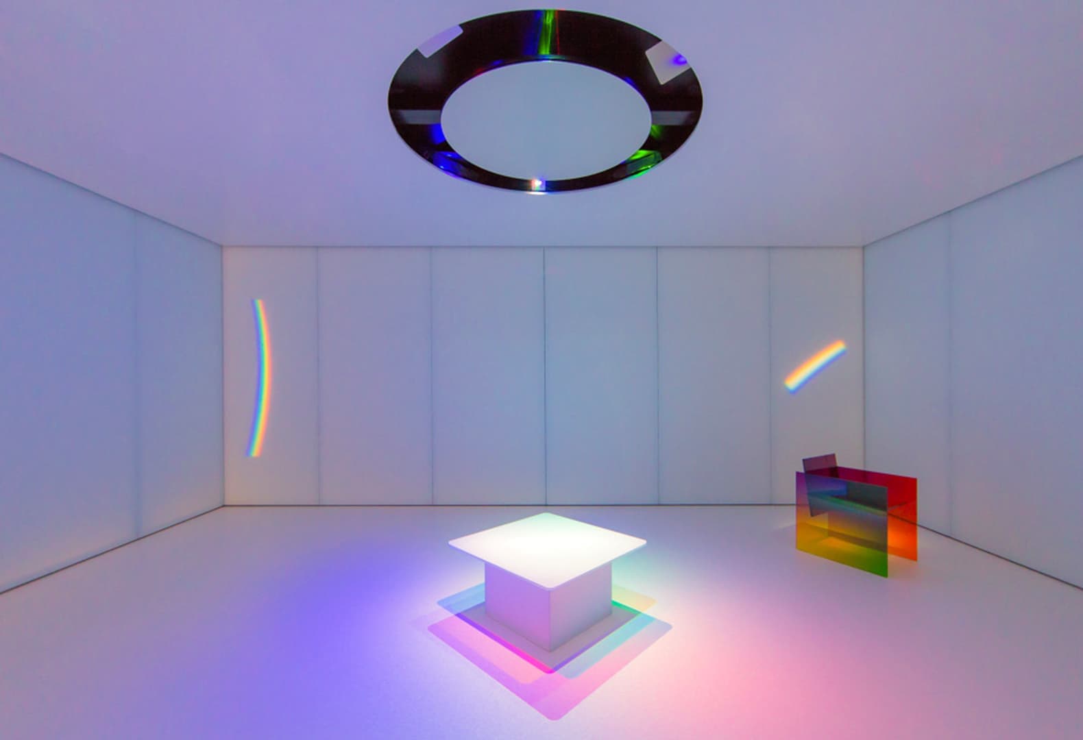 Селфи-павильон Technicolor (2019)