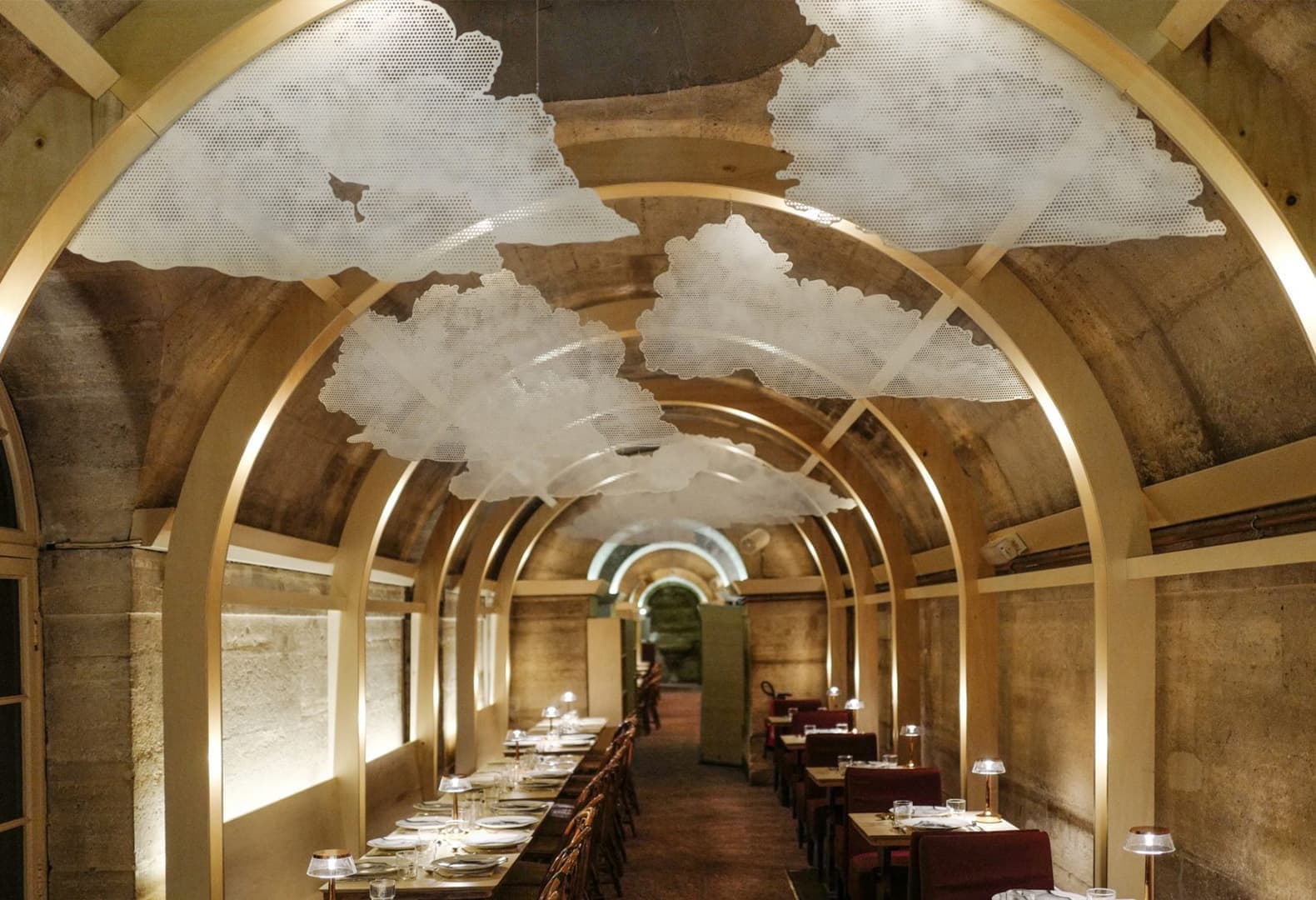 Столовая для бездомных и беженцев Refettorio Paris