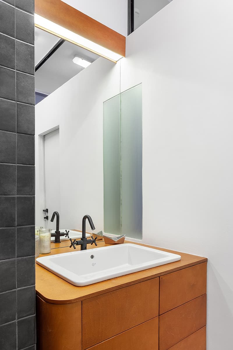 Маленькая квартира в традициях модернизма в Москве – проект Room Design Buro