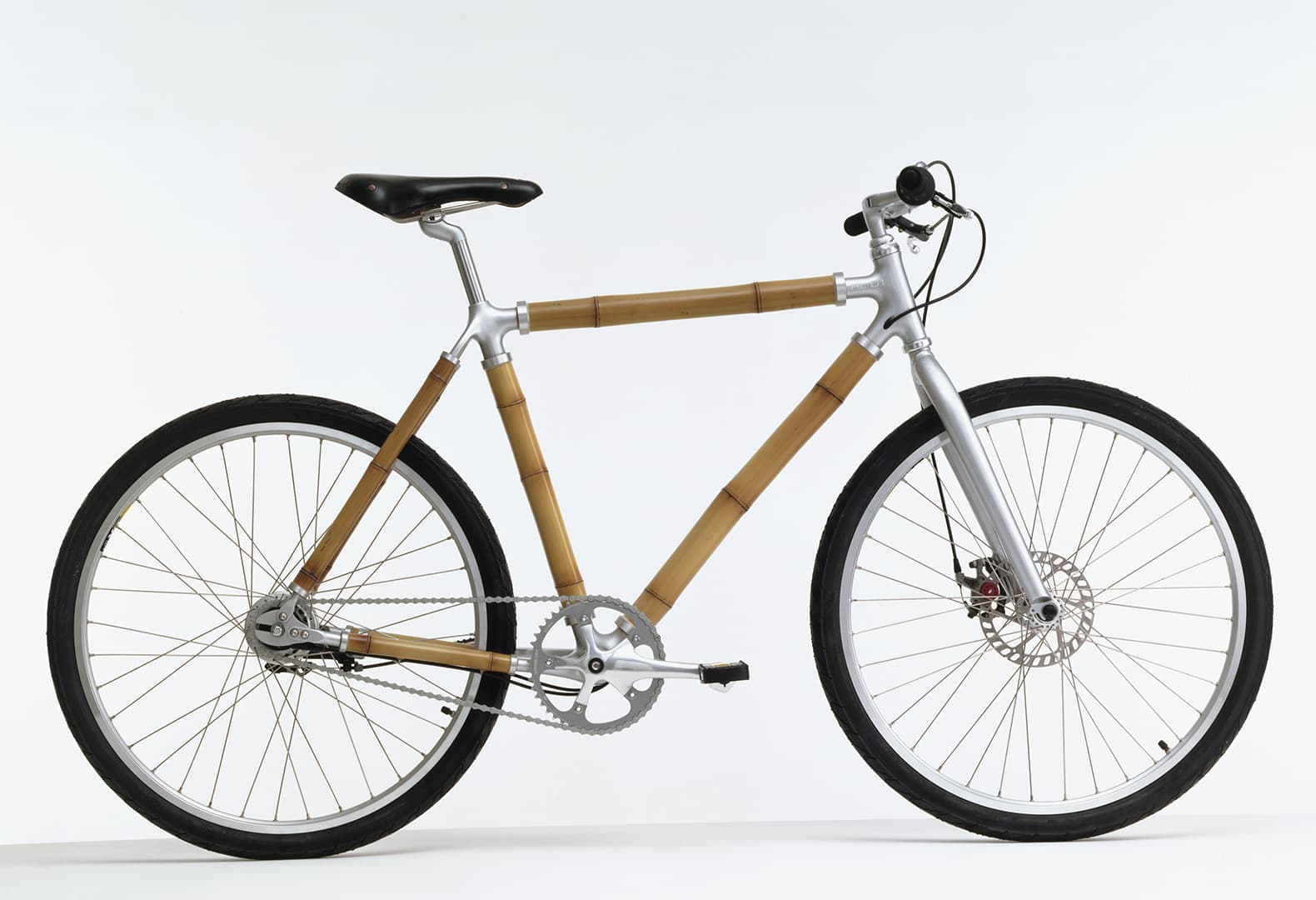 Bamboo Bike - велосипед из бамбука для выставки Biomega, дизайнер Росс Лавгроув