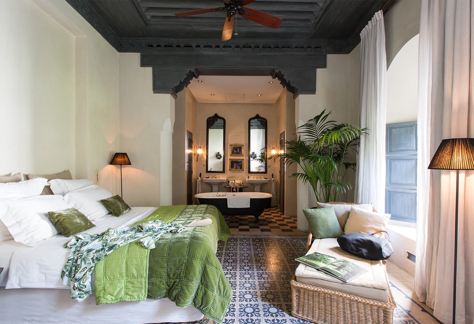 Riad Tarabel с французскими нотками