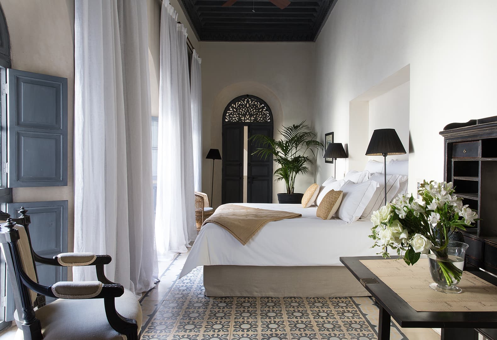 Riad Tarabel с французскими нотками