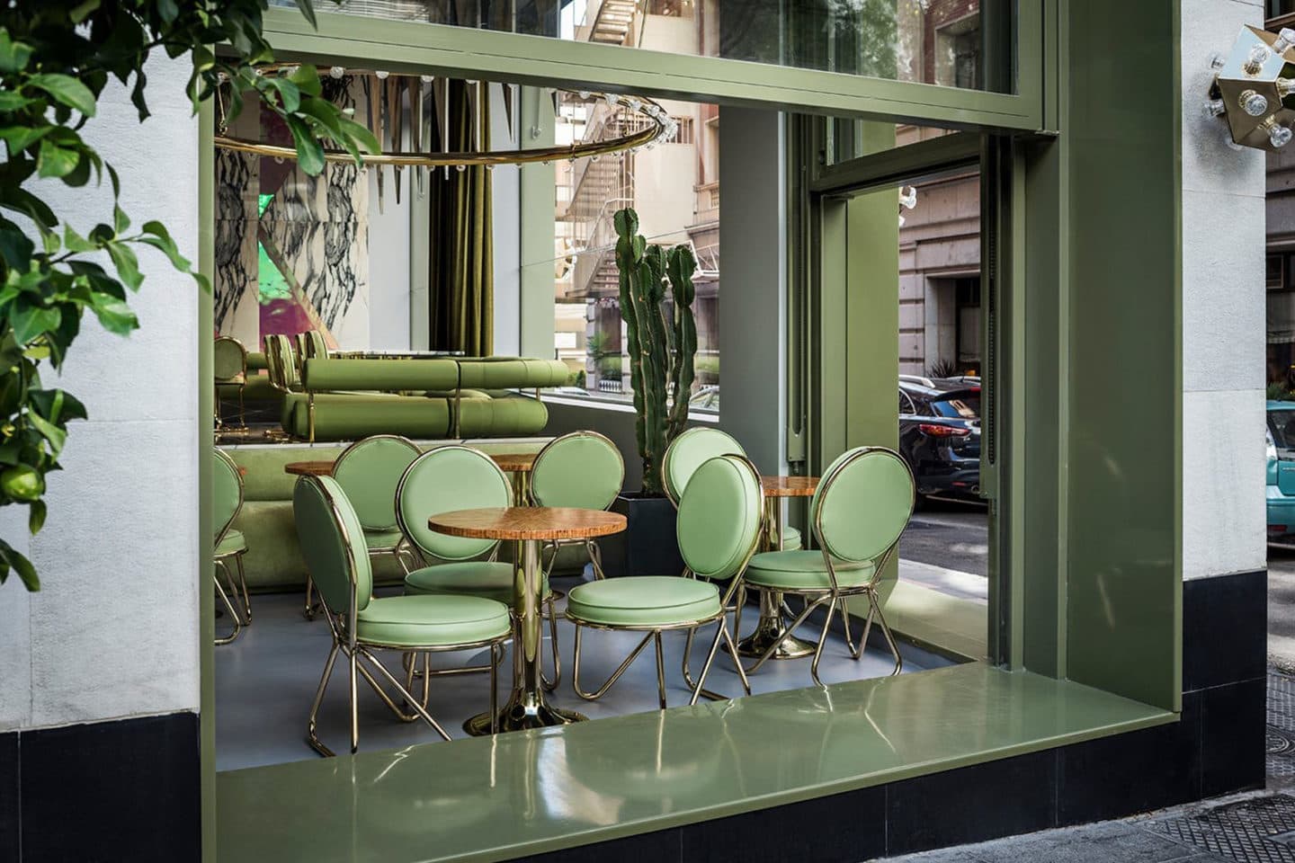 Концептуальный Romola в Мадриде